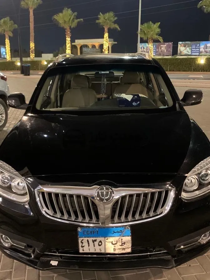 بريليانس V5 2013 اتوماتيك اعلي فئة للبيع