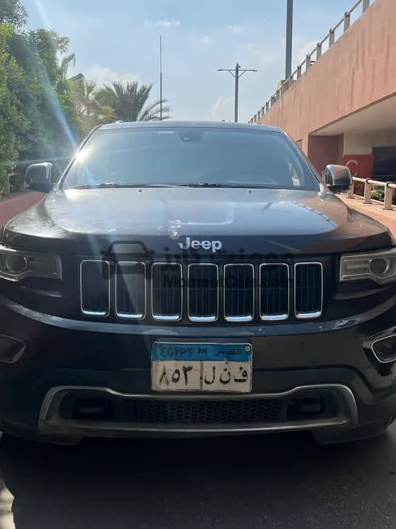 جيب جراند شيروكى 2015 اتوماتيك - 180 ألف كم