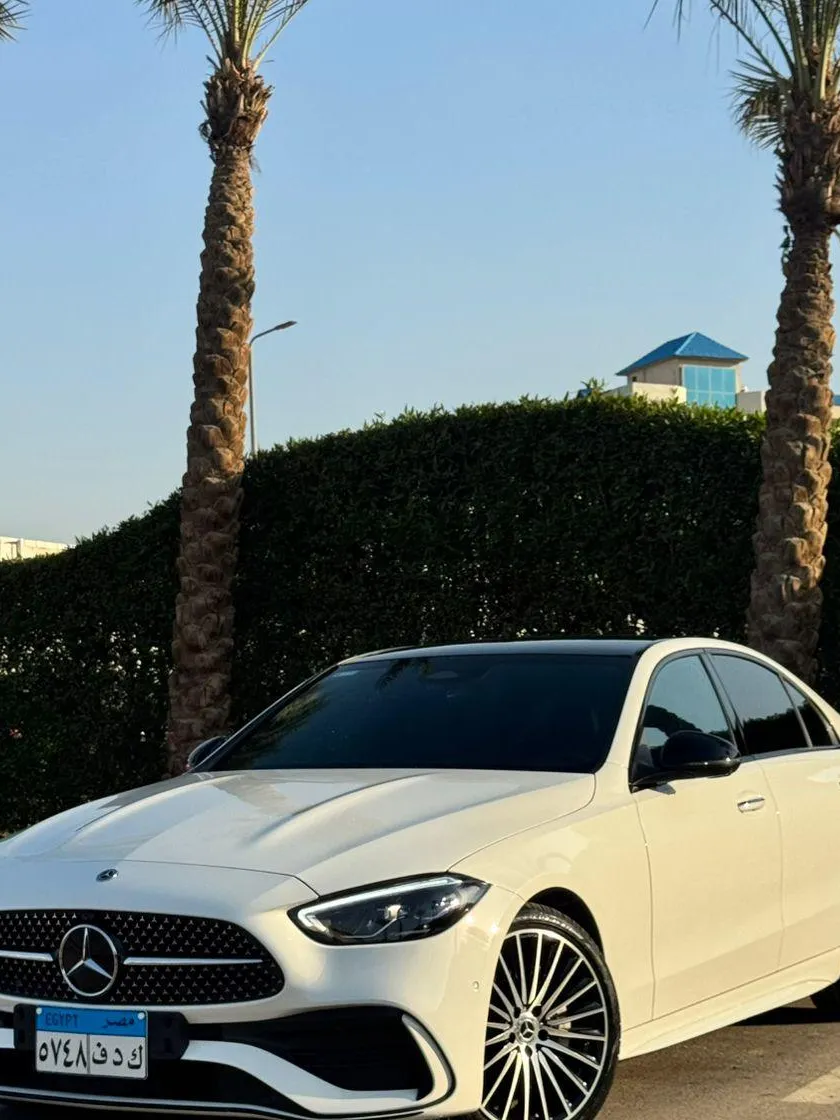 مرسيدس C200 موديل 2025 كسر زيرو 4000 كم للبيع