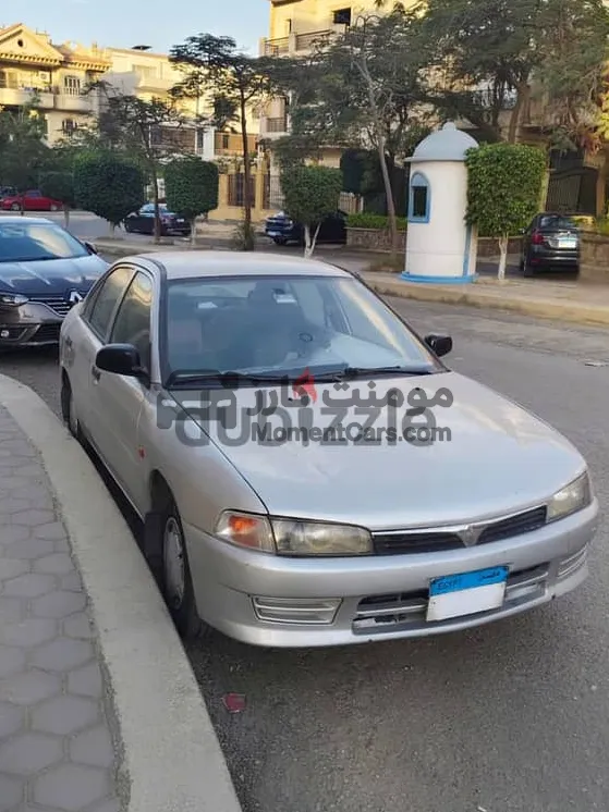 لانسر كريستالة 1998 مانيوال 1300cc حالة ممتازة للبيع