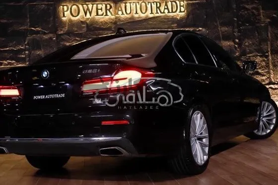 بي ام دبليو 520i 2023 1.6L تيربو للبيع