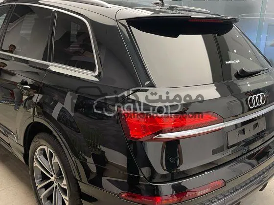 اودي Q7 2022 S line 7 راكب