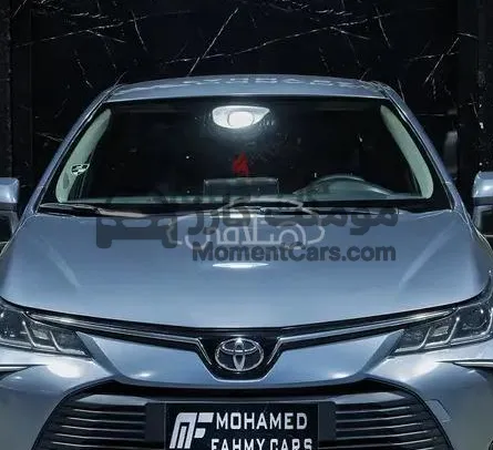 تويوتا كورولا 2015 أعلى فئة مفتاح للبيع