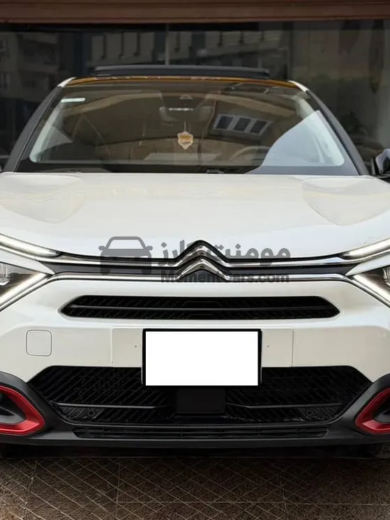 سيتروين C4 موديل 2023 أعلى فئة للبيع 40 ألف كم