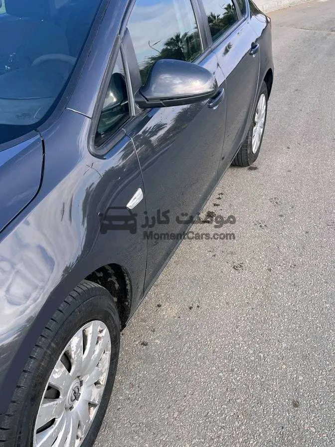 اوبل استرا 2013 اتوماتيك سيدان حالة ممتازة