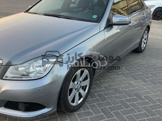 مرسيدس C 180 2023 أفانتجارد مستوردة