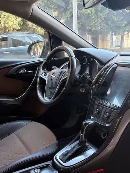 اوبل استرا 2013 اعلى فئة 1600cc اتوماتيك