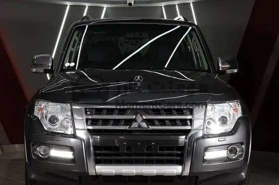 ميتسوبيشي باجيرو 2020 اتوماتيك 3800 سي سي للبيع