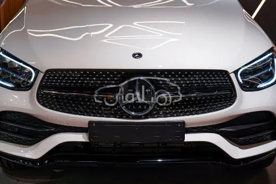 مرسيدس GLC 200 موديل 2022 عداد قليل جداً للبيع