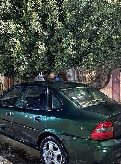 أوبل فيكترا 1998 أوتوماتيك 2000 سي سي للبيع