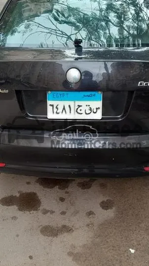 لادا 2105 موديل 1982 مانيوال فرش جلد وكهرباء