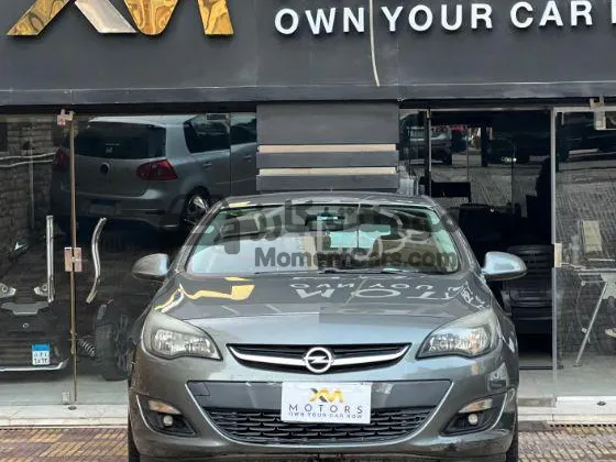 أوبل أسترا 2014 ديزل أتوماتيك أعلى فئة