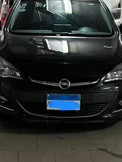 أوبل أسترا 2014 كوزمو 1600cc عداد 94 ألف كم للبيع