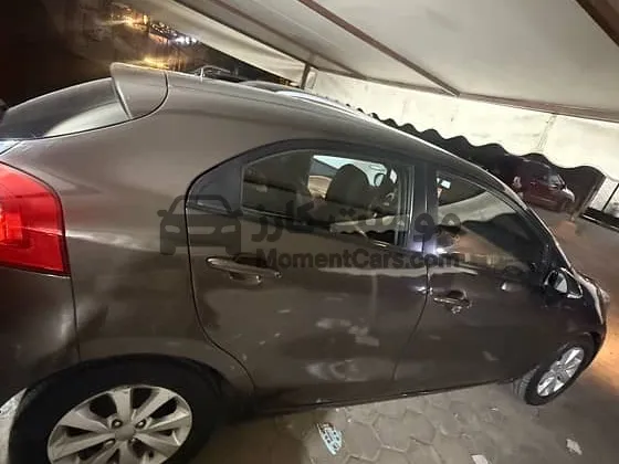 كيا ريو 2013 هاتشباك فبريكة دواخل للبيع