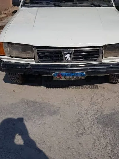 بيجو 305 موديل 1981 للبيع رخصة سنتين مرور حلوان