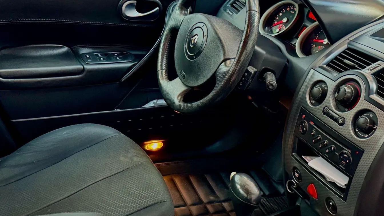 رينو ميجان 2005 اتوماتيك جميع الكماليات للبيع