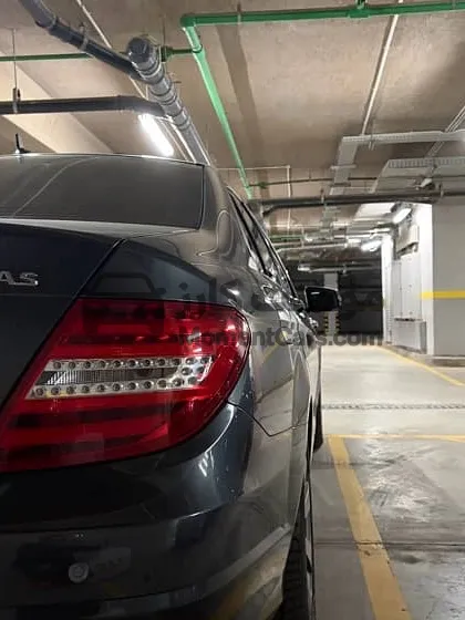 مرسيدس C180 موديل 2013 وكيل 25 ألف كم