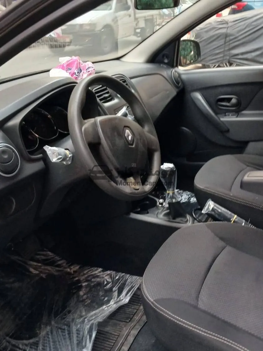 رينو لوجان 2017 اتوماتيك للبيع بحالة جيدة