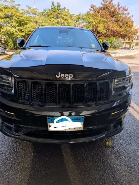 جيب جراند شيروكي 2016 SRT 6.4 V8 للبيع