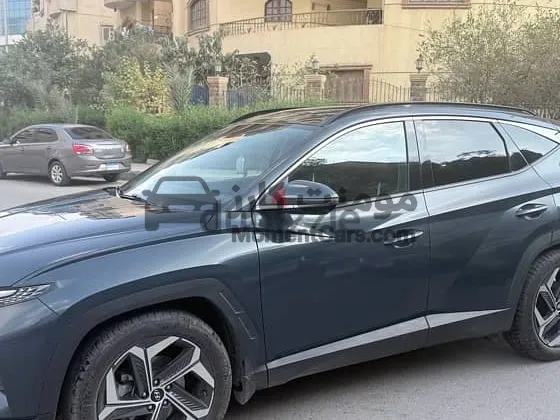 توسان 2022 بريميوم (أعلى فئة) 77 ألف كم - مالك أول