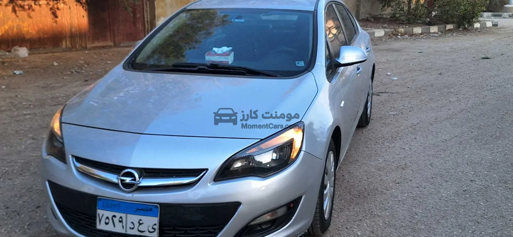 أوبل أسترا 2013 اتوماتيك سيدان للبيع