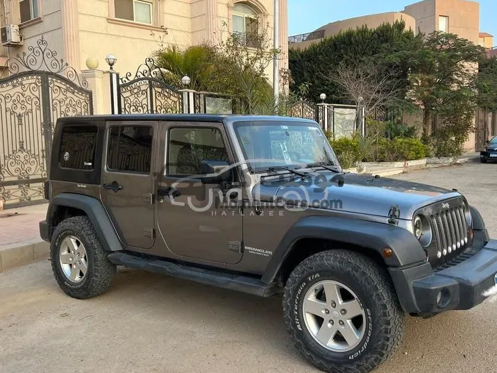 جيب رانجلر 2012 ليمتد 3600cc فابريكة 136 ألف كم