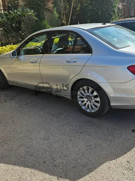 مرسيدس C200 2009 رشة نظافة للبيع