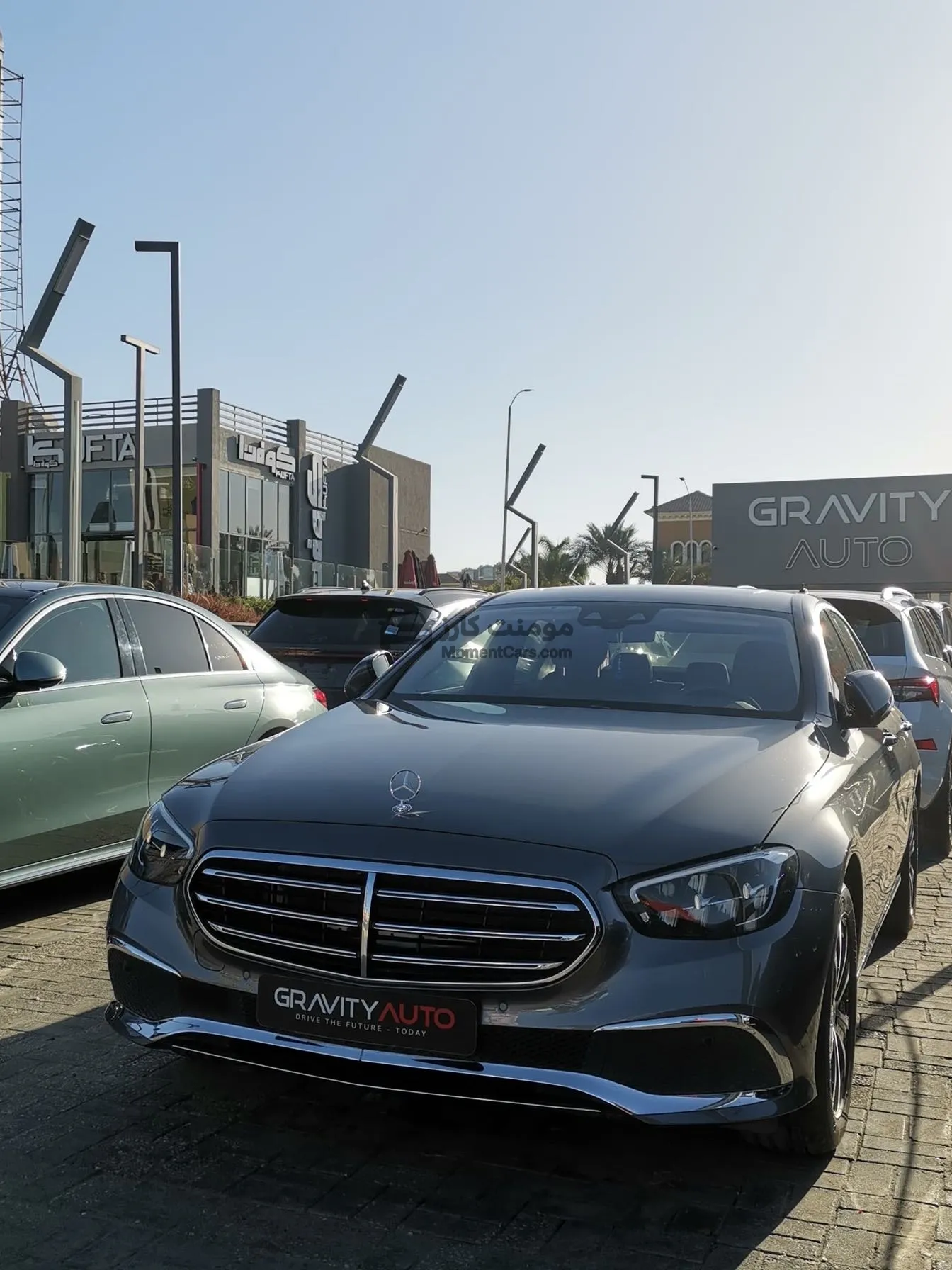 مرسيدس E200 2022 وكيل 12 ألف كم اتوماتيك سيدان