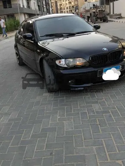 بي ام دبليو 318 موديل 2000 بتعديلات M وجنط 18