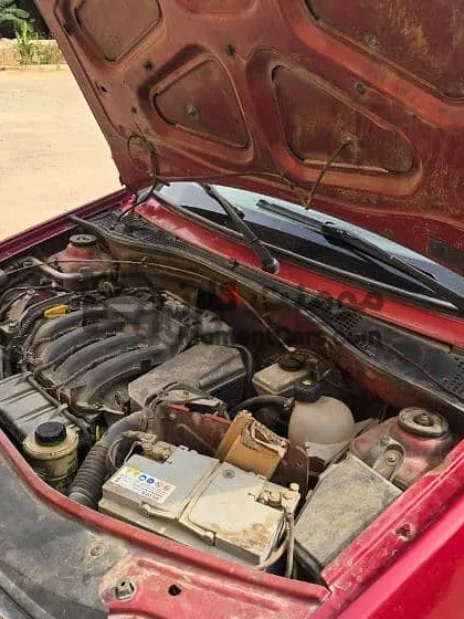 رينو لوجان MCV 2012 أوتوماتيك 7 راكب للبيع