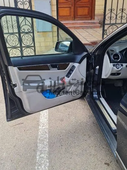 مرسيدس C180 موديل 2012 كمبروسر للبيع