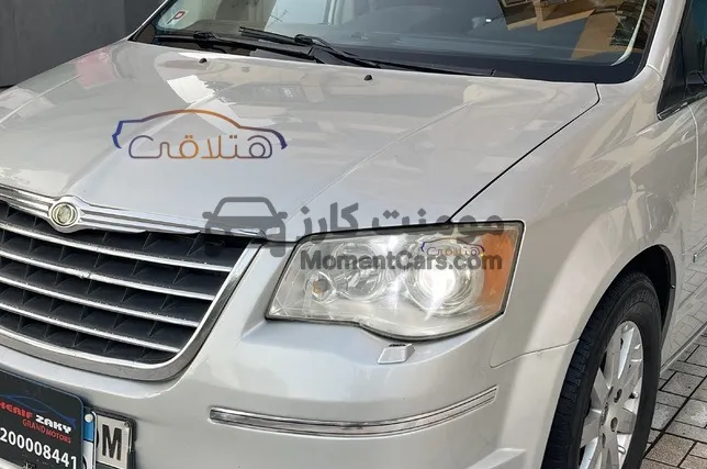 كرايسلر تاون اند كانترى 2009 اتوماتيك ميني فان
