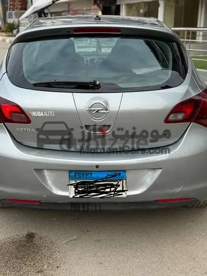 أوبل أسترا 2012 كوزمو أتوماتيك - لا تحتاج مصاريف