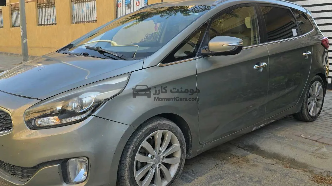 كيا كارينز 2016 اتوماتيك ٧ راكب فابريكة للبيع