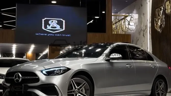 مرسيدس C180 2022 AMG لاين 20 ألف كم للبيع