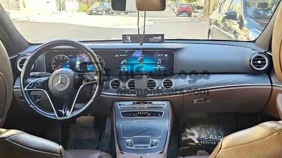 مرسيدس E200 موديل 2021 عداد 150 ألف كم