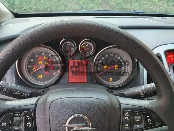 أوبل أسترا 2016 اتوماتيك للبيع بحالة ممتازة