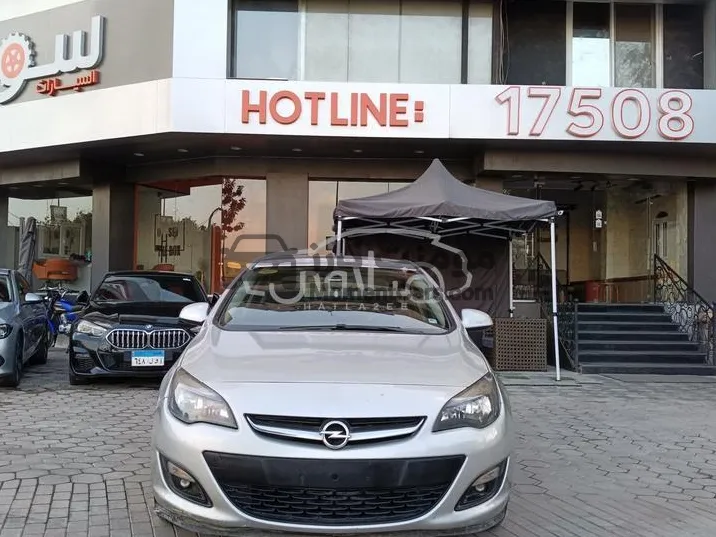 اوبل استرا 2021 تربو اتوماتيك للبيع