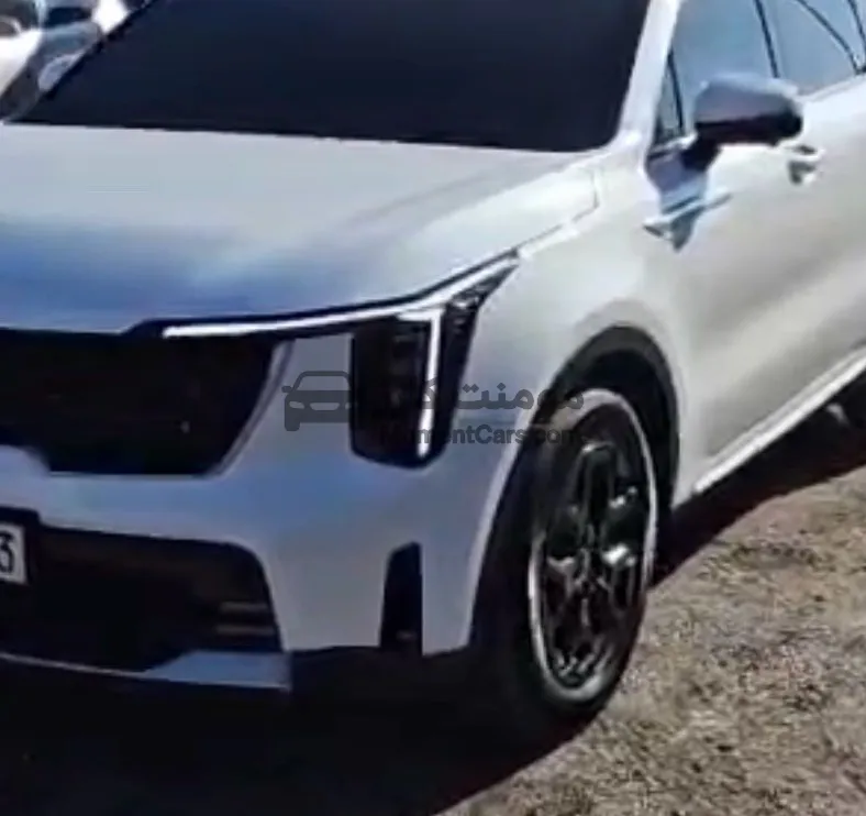 سورينتو 2024 هايبرد أعلى فئة 6 مقاعد كسر زيرو