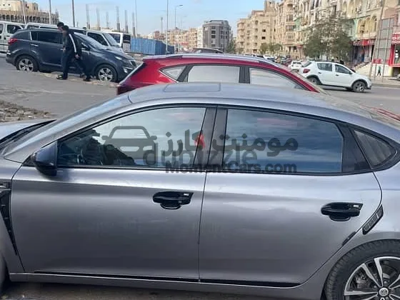 ام جي 6 2021 اعلى فئة تروفي للبيع