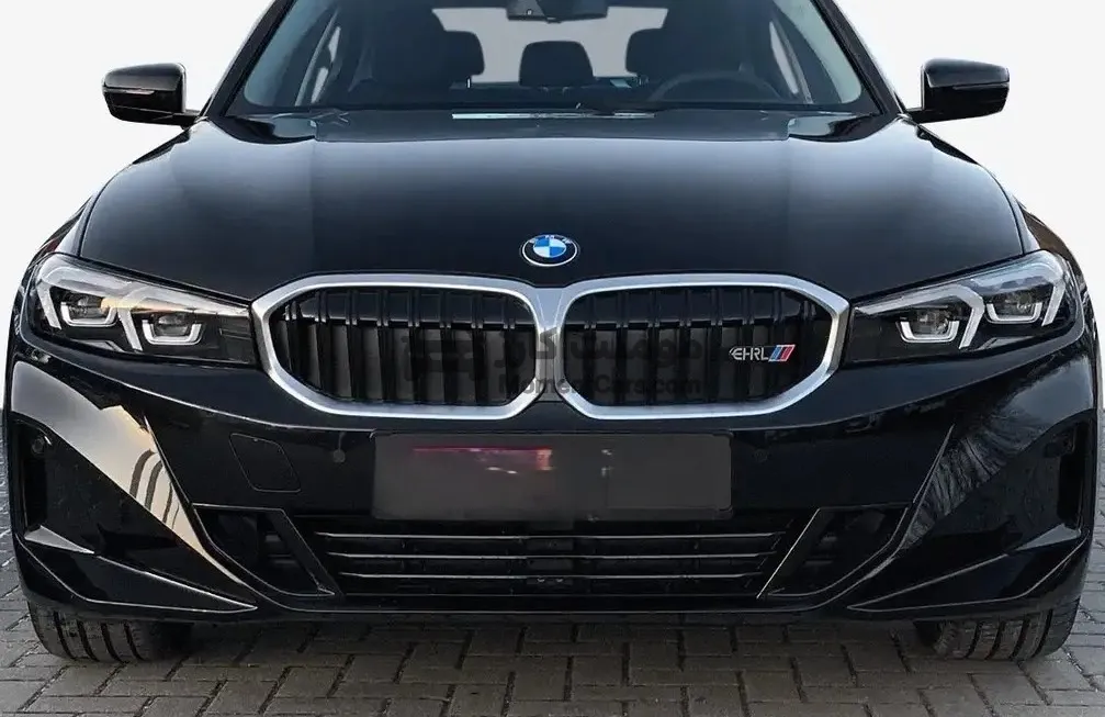 بي ام دبليو 318i 2026 جديدة سيدان اتوماتيك