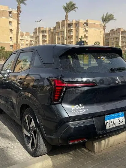 ميتسوبيشي آوتلاندر 2025 اتوماتيك SUV للبيع بحالة ممتازة