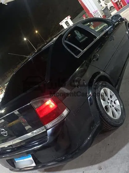 أوبل فيكترا 2008 أعلى فئة (توب لاين) جلد للبيع