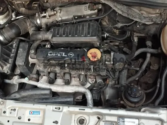 أوبل كورسا 2004 سيدان مانيوال للبيع