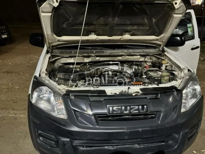 سيتروين C3 2022 أوتوماتيك 50 ألف كيلو للبيع