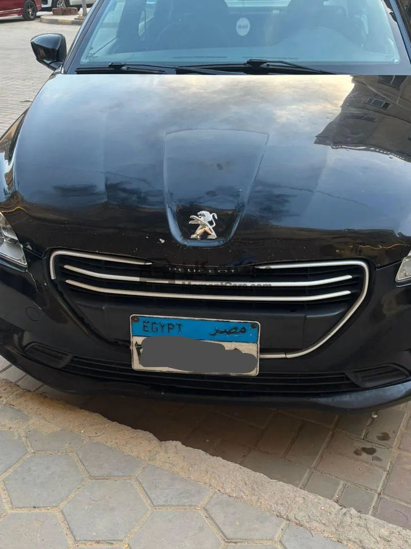 بيجو 301 مانيوال 2015 - 220 ألف كم - رخصة 2026