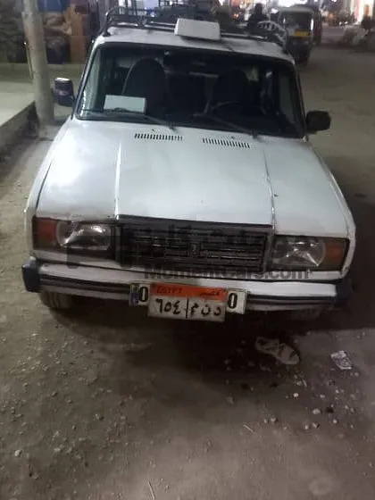 لادا 2107 موديل 2010 مانيوال حالة ممتازة