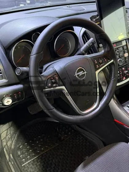 أوبل أسترا 2010 هاتشباك أوتوماتيك