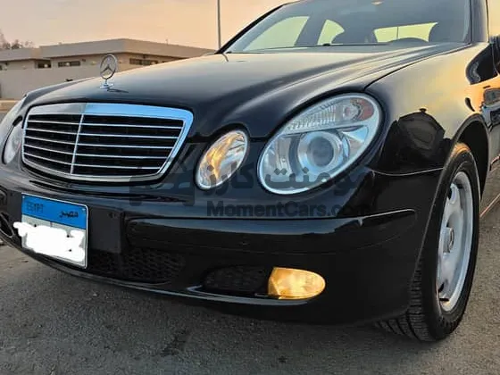 مرسيدس E200 موديل 2006 حالة ممتازة للبيع