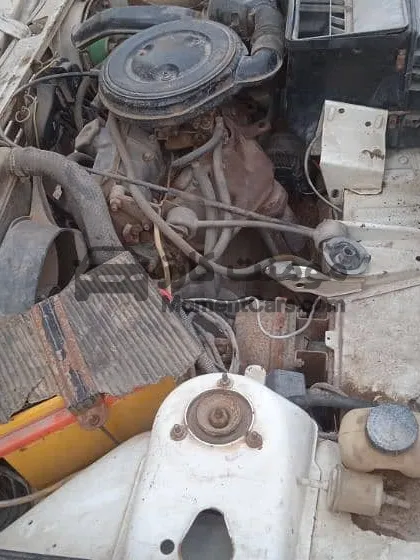 فيات 128 موديل 1976 مانيوال رخصة سنة للبيع